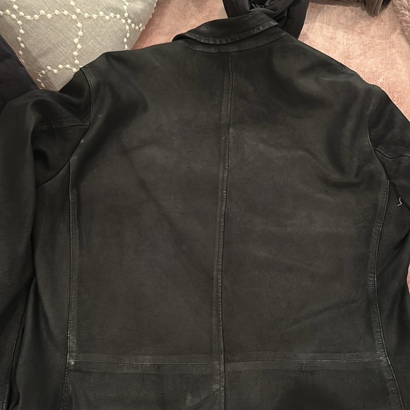 Fabulous John varvatos like new leather blazer - Picture 6 of 7